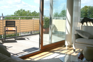 Sichtschutz Terrasse mit Premium Balkonumrandung